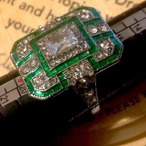 💚Green Emerald Rectangle/Square With Simulated Diamonds💎Wh Gold Filled, Silver - Picture 4 of 7